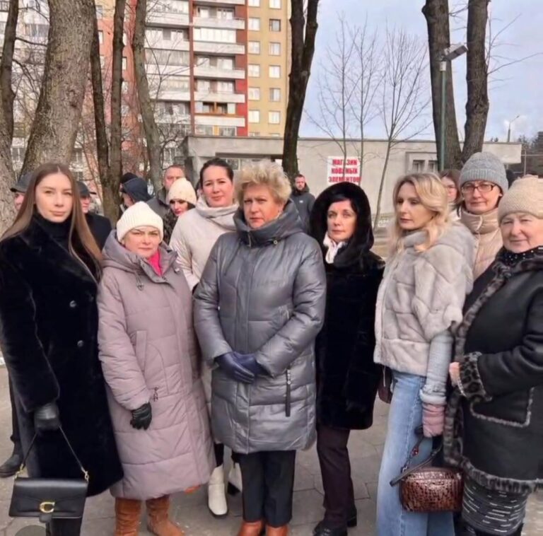 МИТИНГ-РЕКВИЕМ