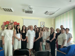 ☝️В поликлинику прибыли молодые специалисты — амбициозные, целеустремленные и готовые заботиться о вашем здоровье.